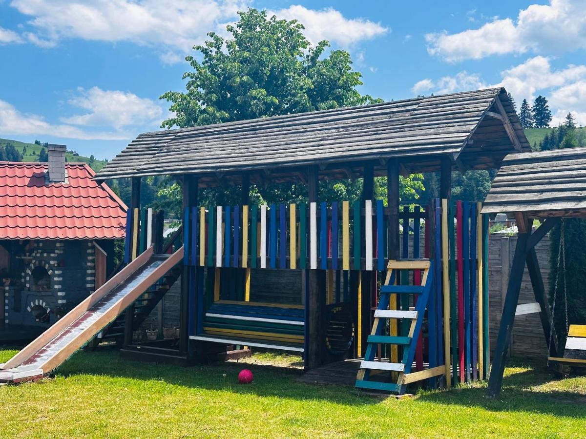 Садиба Дерев*Яна Хата Werchowyna Exterior foto